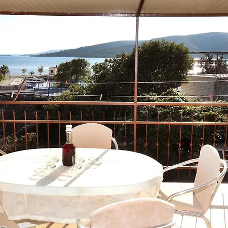 Gilan Apartment Seget Vranjica