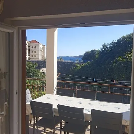 Apartment Apartman Gilan